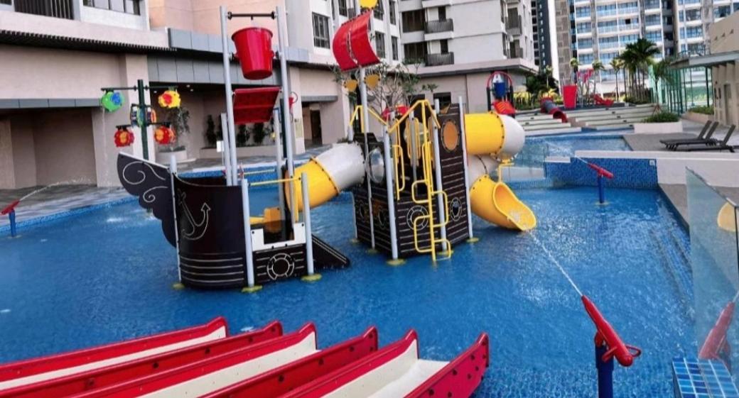Apartment New Stylish Seaview Bali Residences Near Jonker 4 Pax Malacca