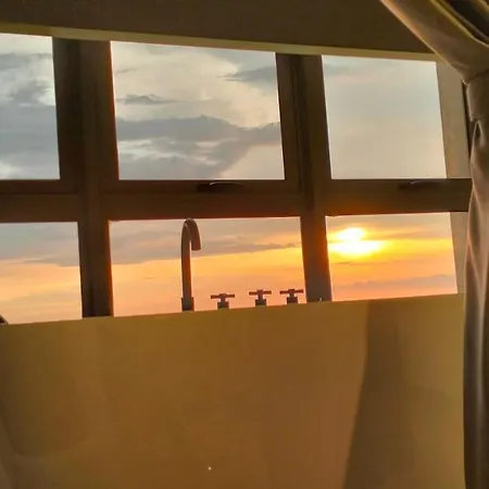 New Stylish Seaview Bali Residences Studio Near Jonker 4 Pax Malacca Exterior photo