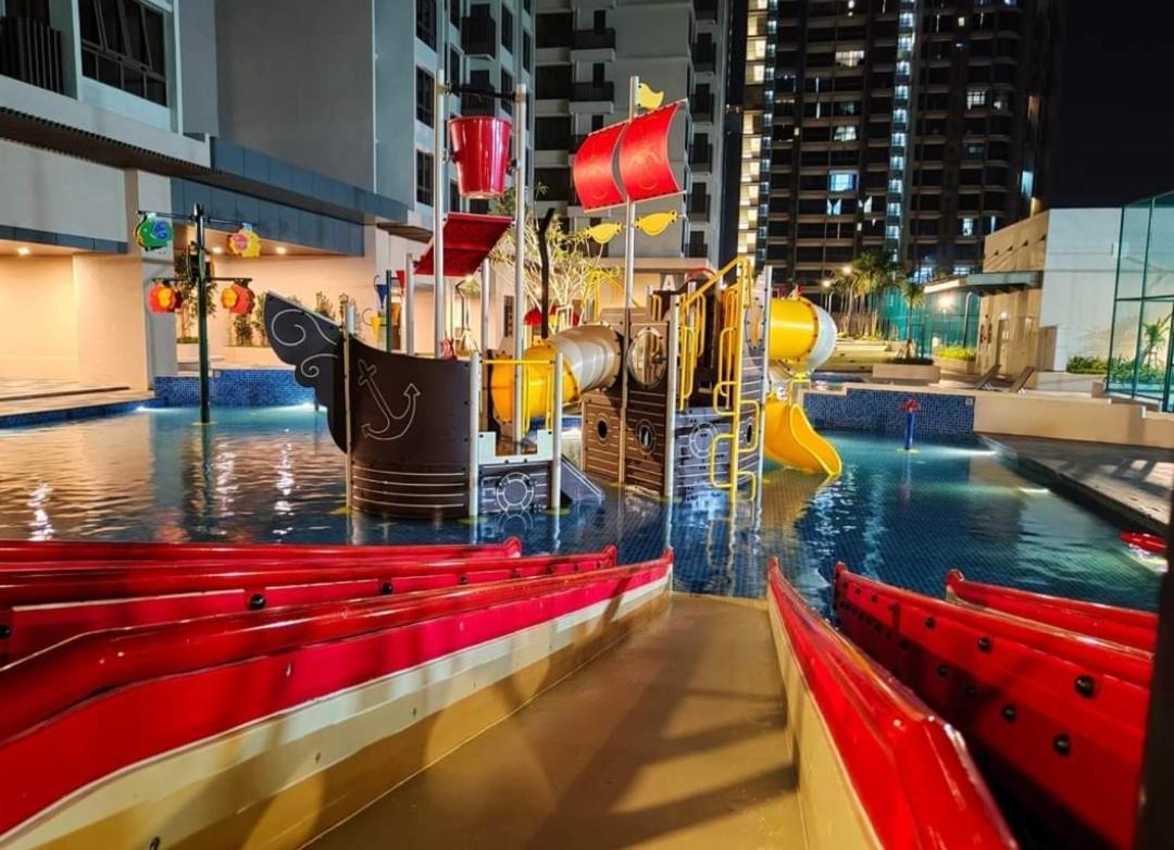 New Stylish Seaview Bali Residences Near Jonker 4 Pax *